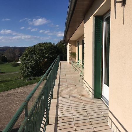 Au 19 Villa Tanlay Exteriör bild