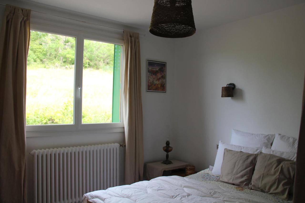 Au 19 Villa Tanlay Exteriör bild